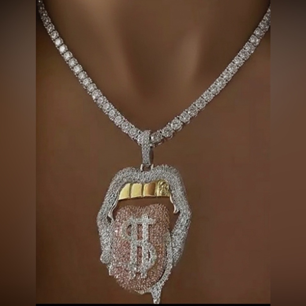 Tongue lip tennis necklace 16 inch - Picture 6 of 7